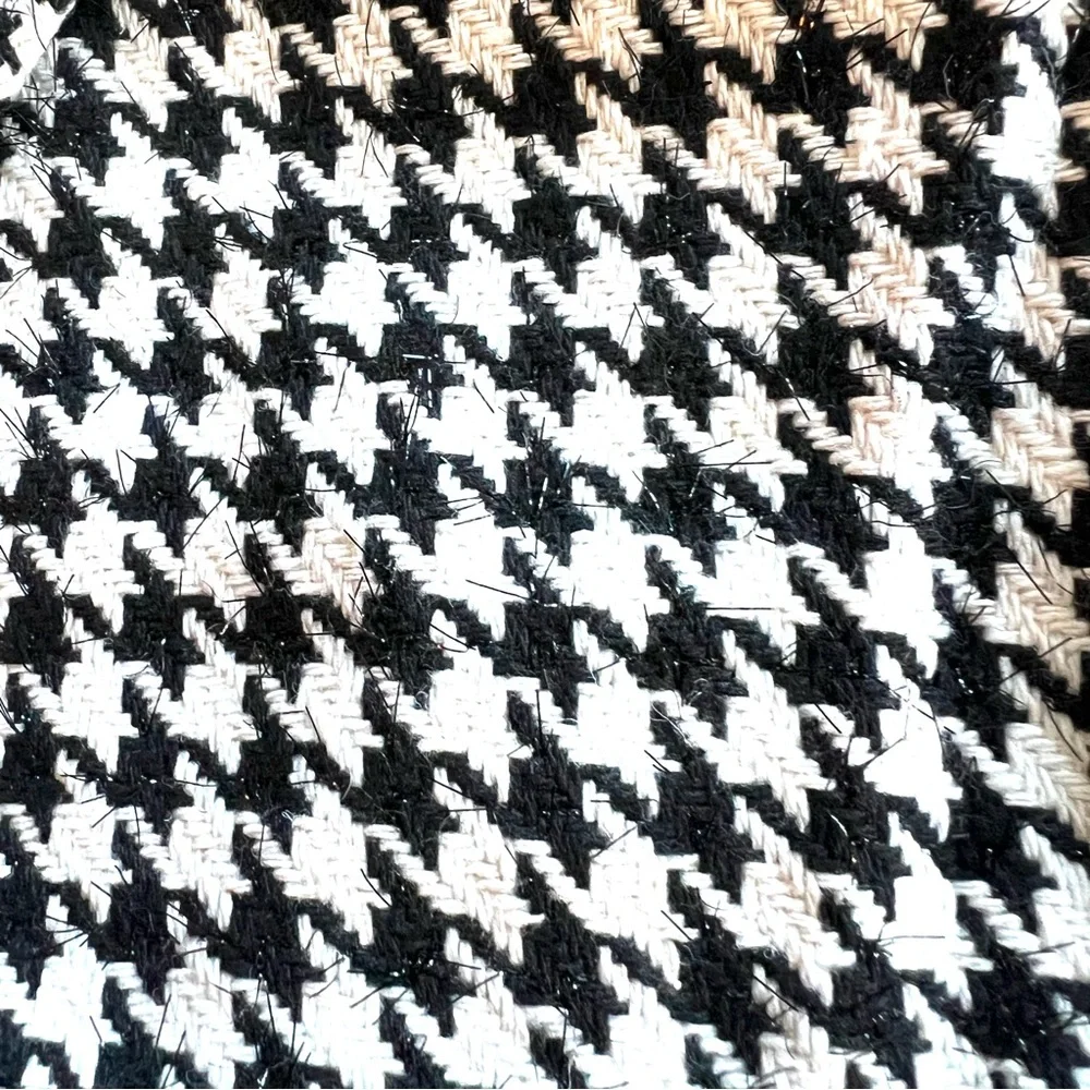 WAYF Women’s Houndstooth Shirt, Jacket - Picture 13 of 16
